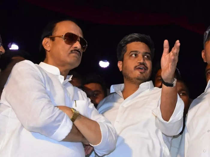 Ajit_Pawar